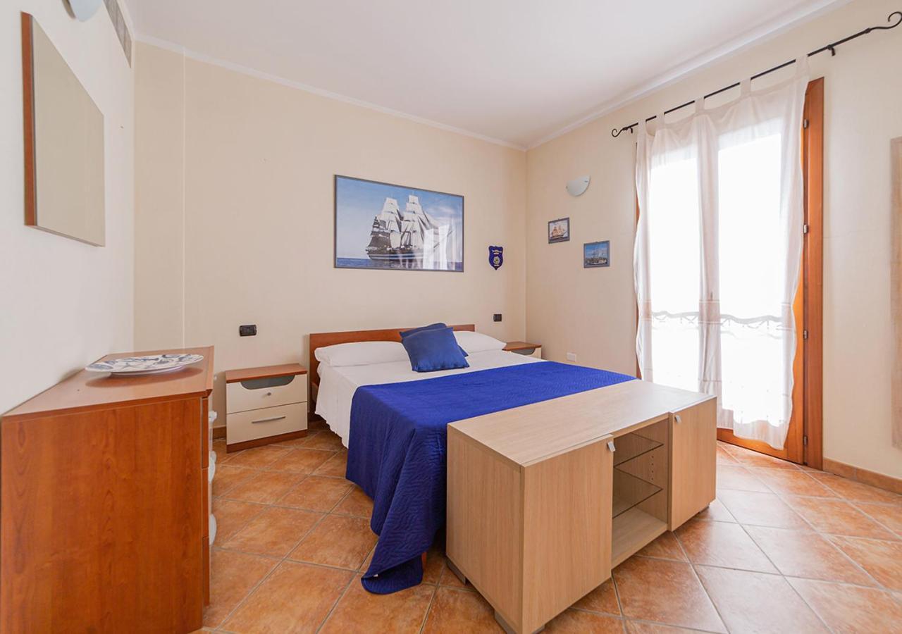 Murphy Holiday Home - Le Residenze Di Padule 02 ラ・マッダレーナ エクステリア 写真